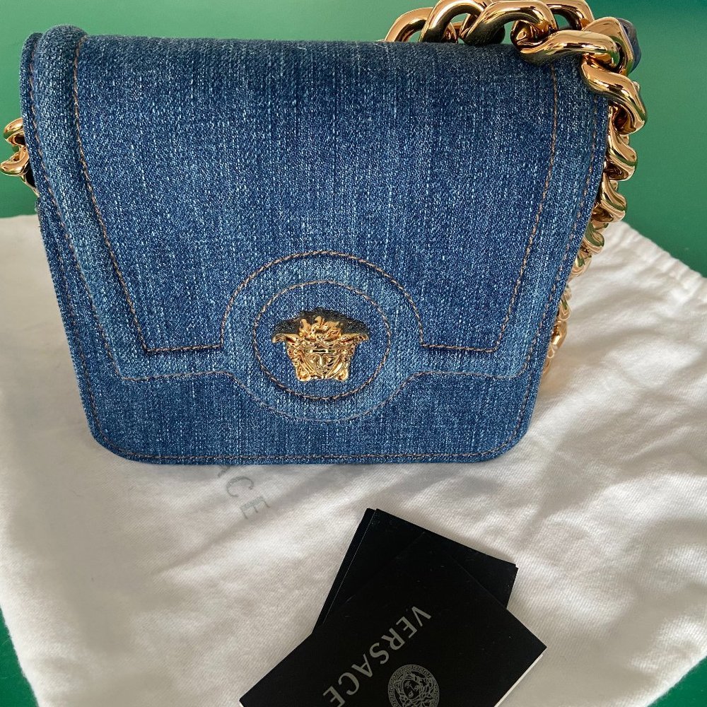 La Medusa Denim Shoulder Bag